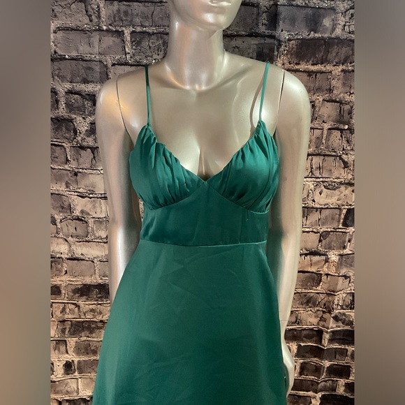 Teal Green Satin Strappy Formal Dress - Picture 2 of 4